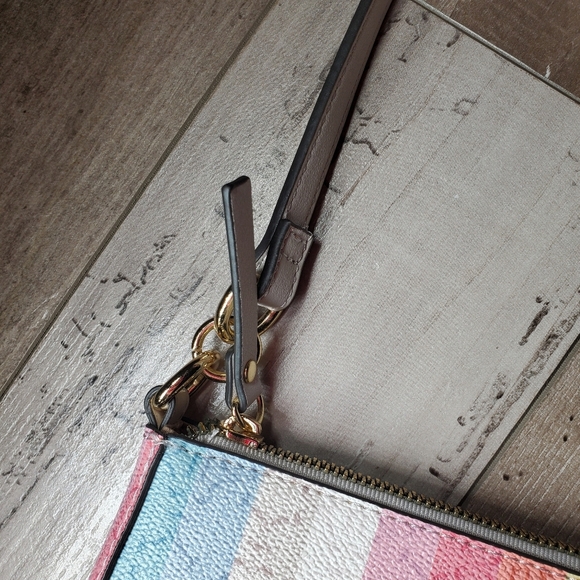 Nanette Lepore Pastel Rainbow Striped Patterned Shoulder Bag Size Small NWOT - Picture 14 of 16